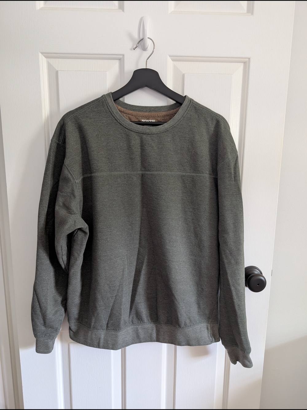 North Hudson Outfitters Men's Green Crewneck Sweatshirt Medium